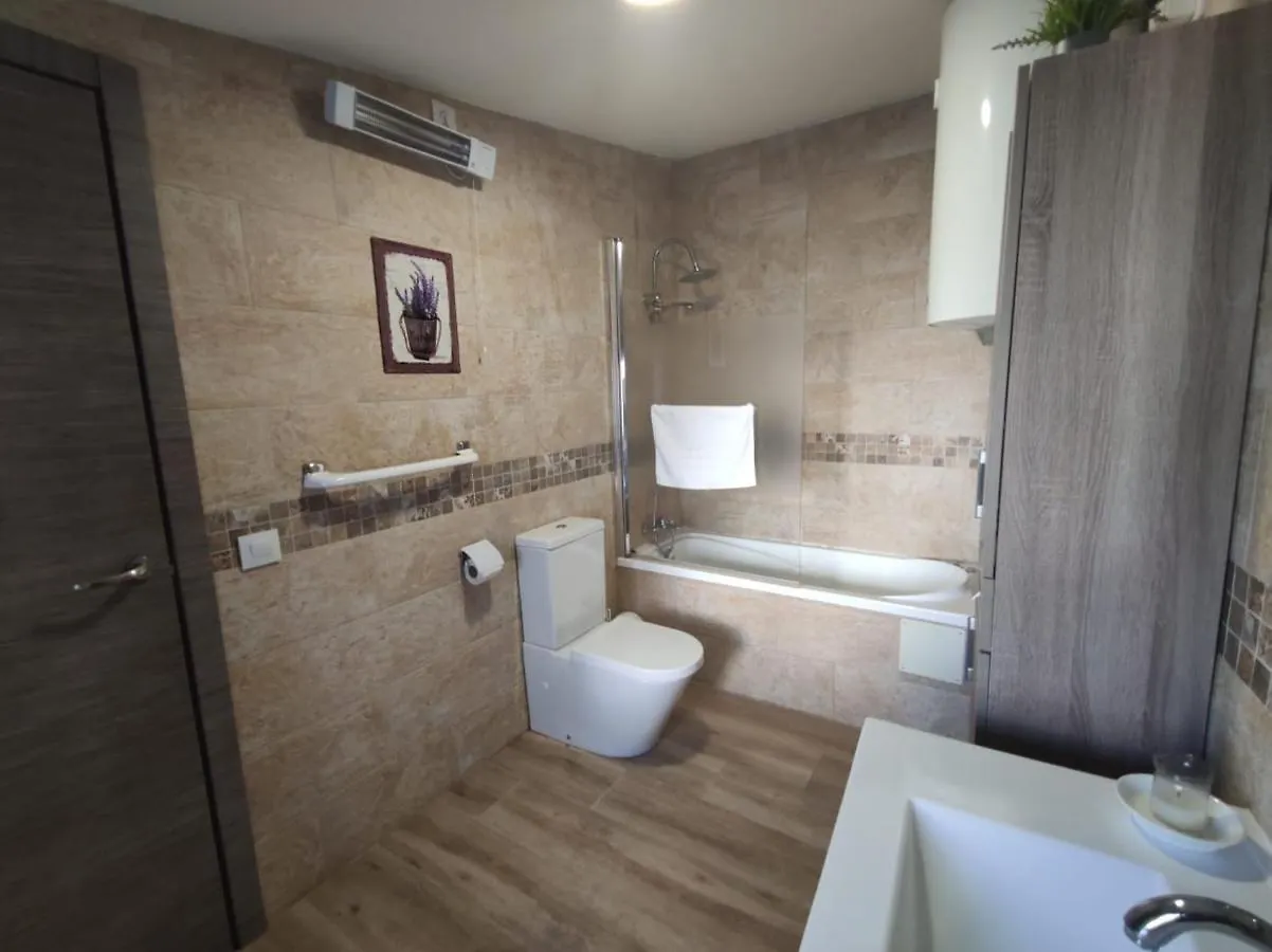 Casa Rural La Zzinetina Con Jacuzzi Constantina 0*,